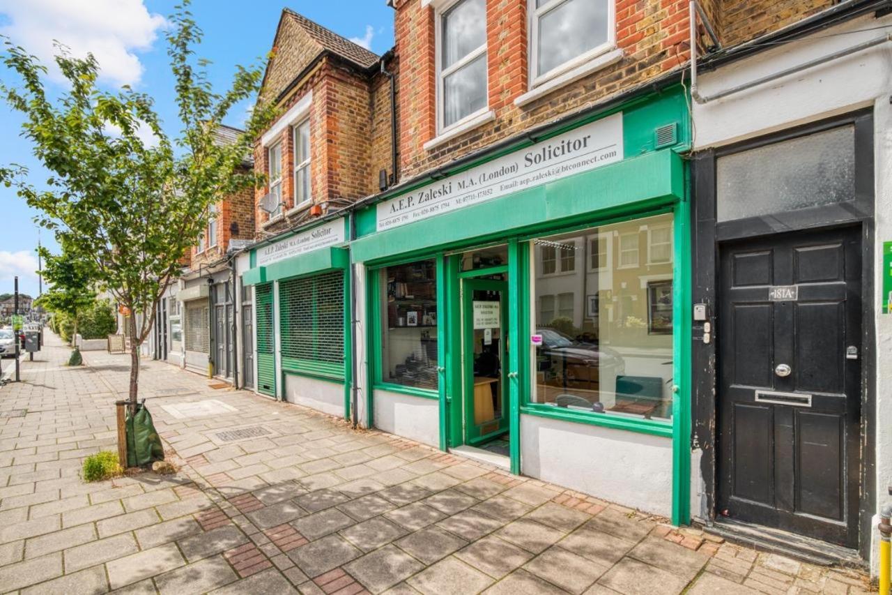 Luxurious Hidden Gem In Wandsworth Apartment Londra Exterior foto