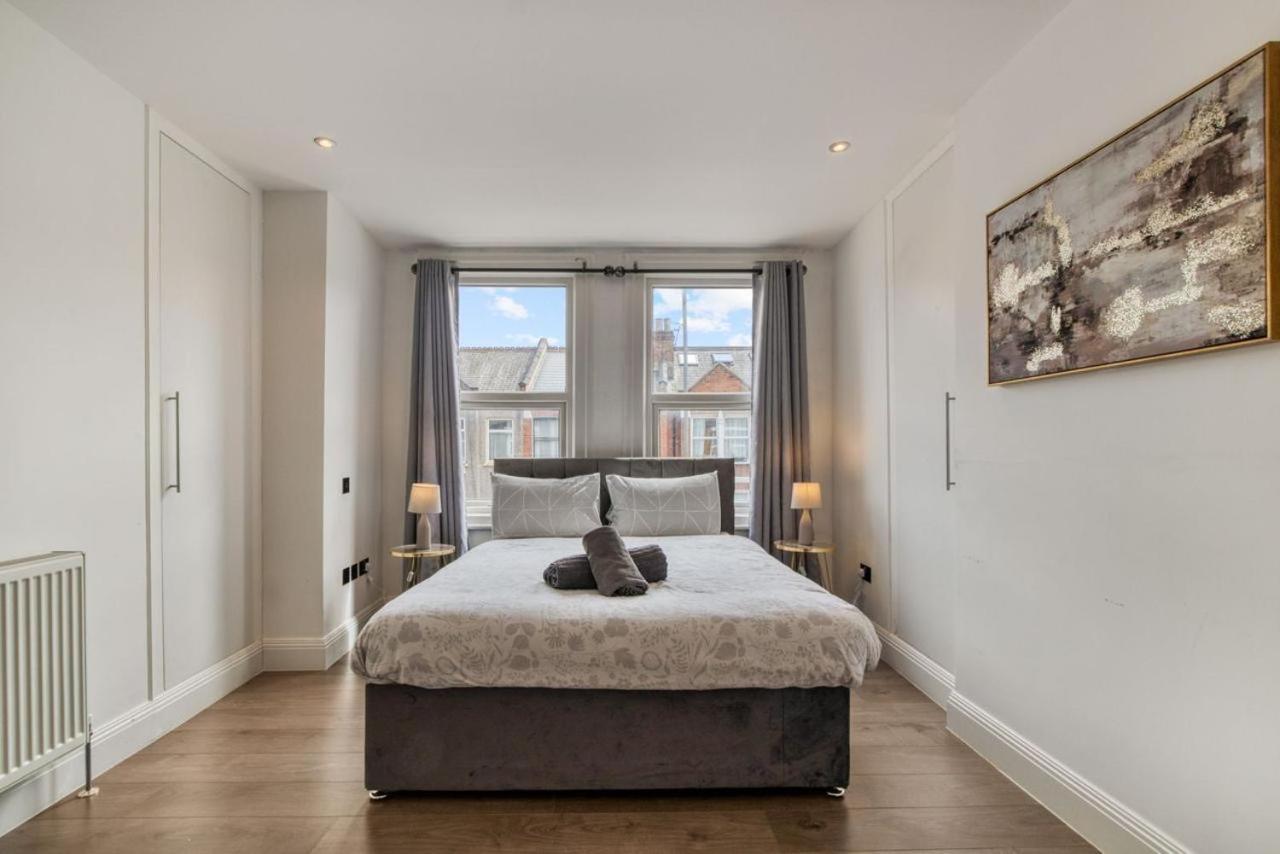 Luxurious Hidden Gem In Wandsworth Apartment Londra Exterior foto