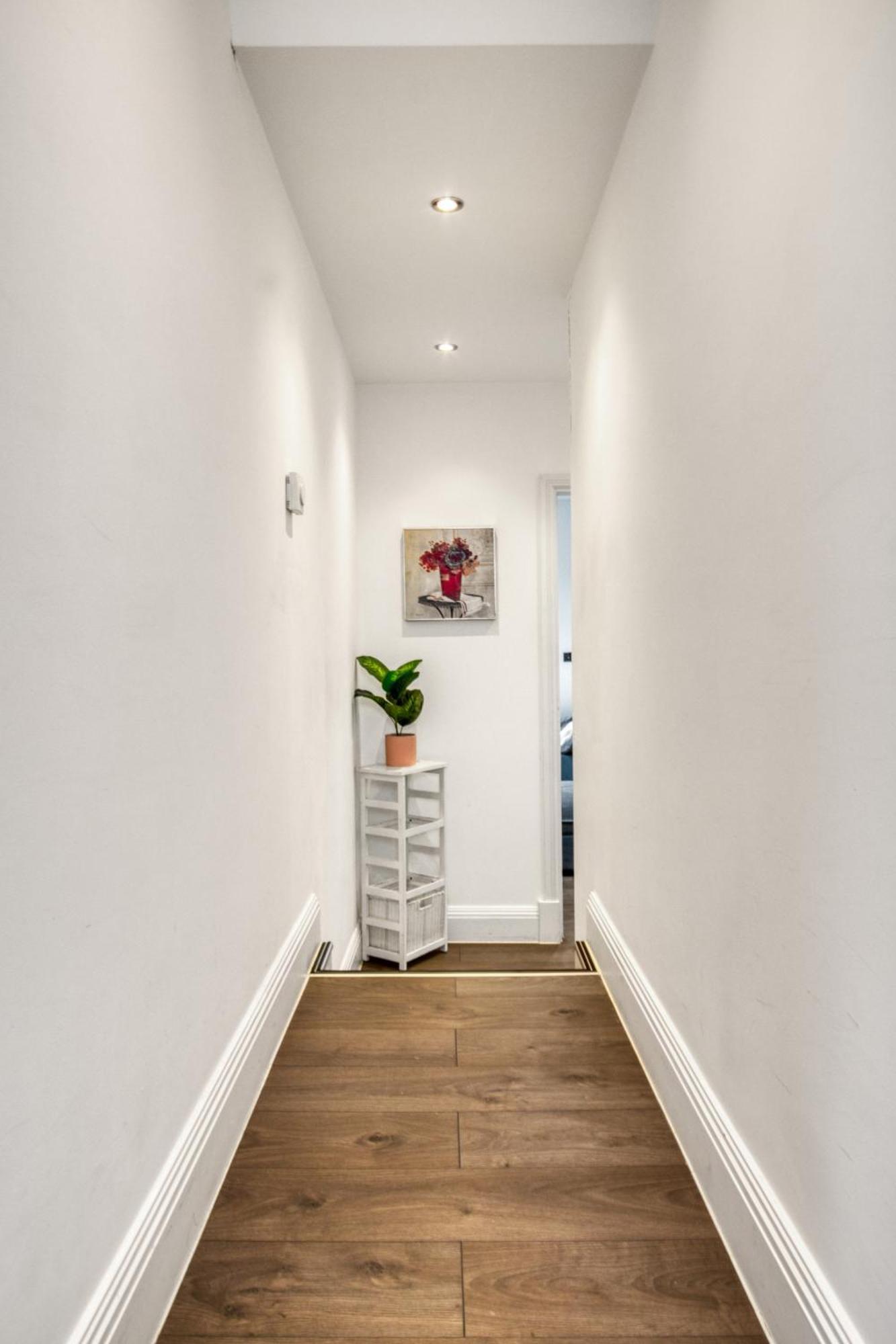 Luxurious Hidden Gem In Wandsworth Apartment Londra Exterior foto