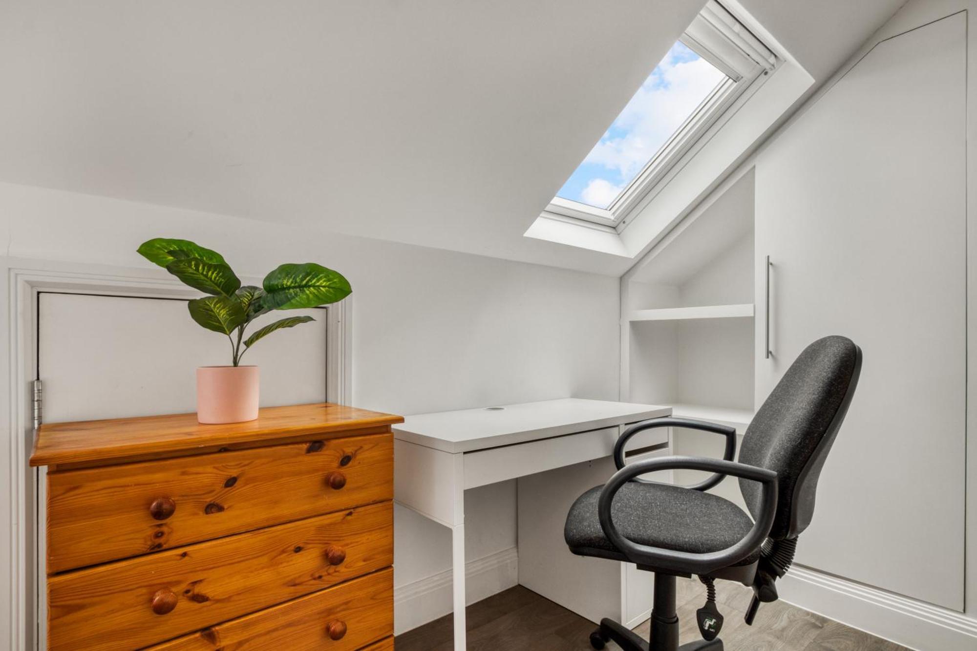 Luxurious Hidden Gem In Wandsworth Apartment Londra Exterior foto