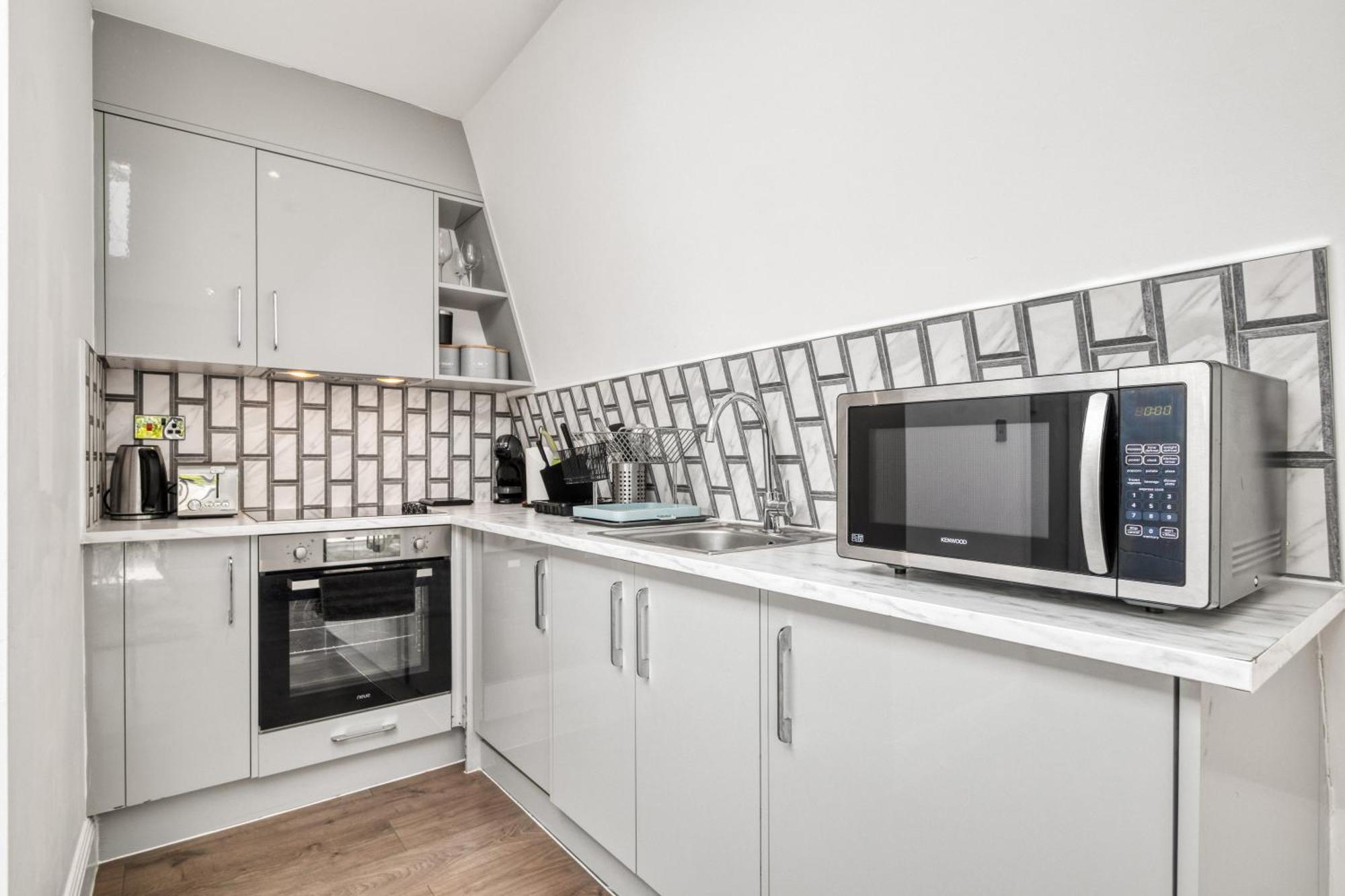 Luxurious Hidden Gem In Wandsworth Apartment Londra Exterior foto