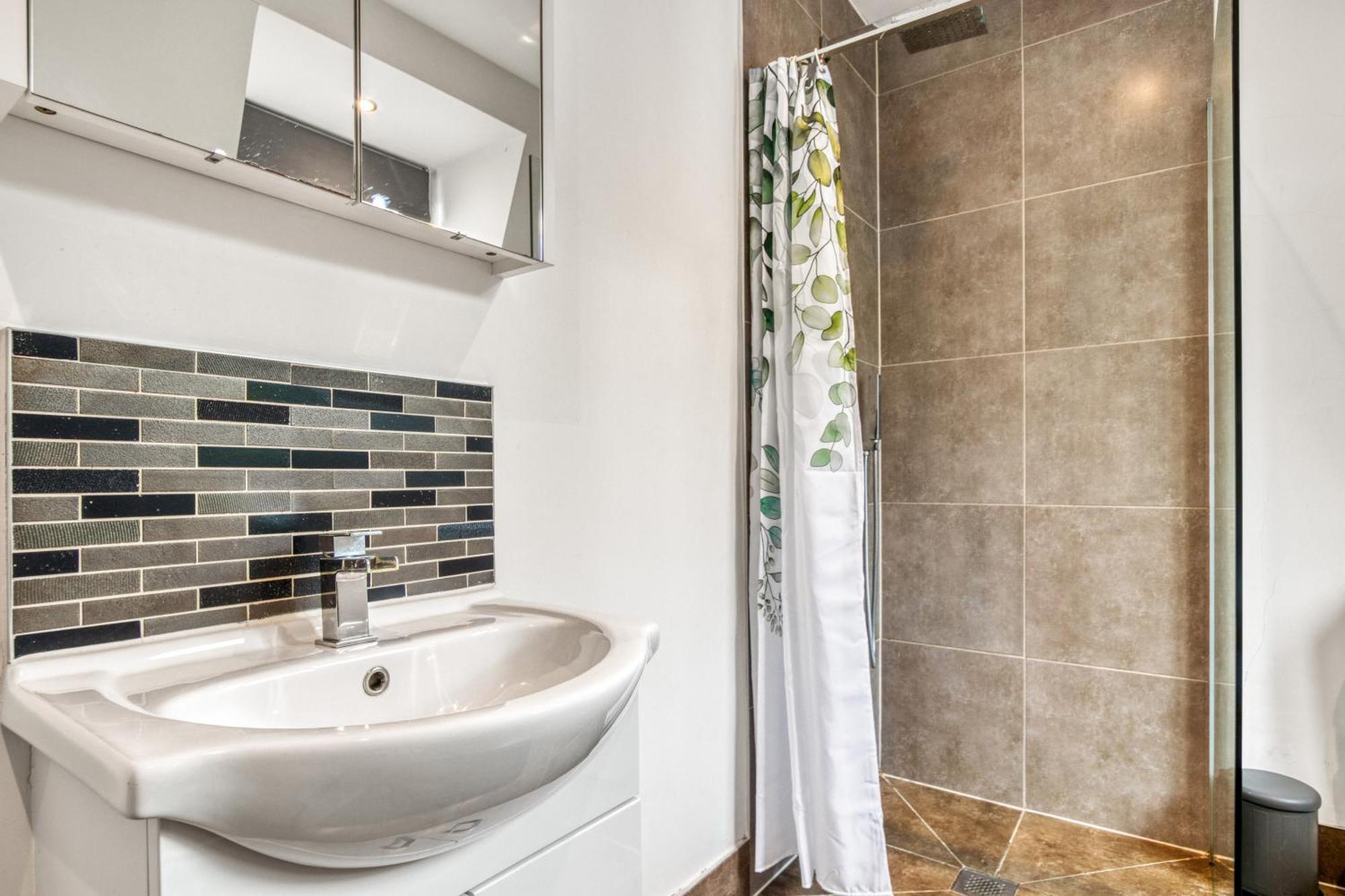 Luxurious Hidden Gem In Wandsworth Apartment Londra Exterior foto